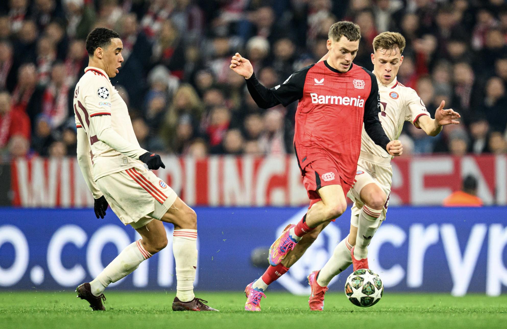 罗马诺：曼联要等谢什科伤情确定后再与齐尔克泽讨论未来