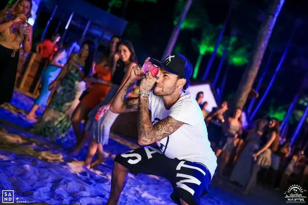 成功转型，米体：库普梅纳斯已成尤文不可或缺的组织型后卫