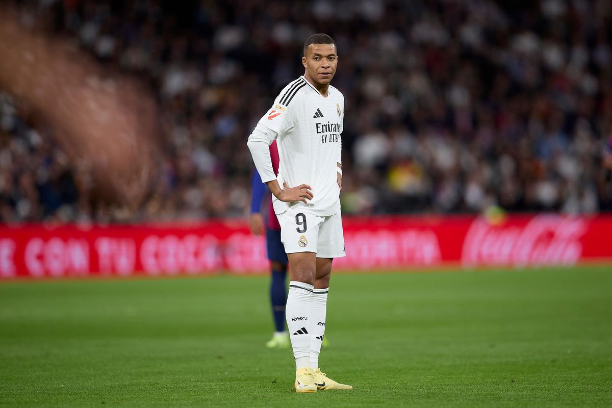 球星单节连续命中三记三分